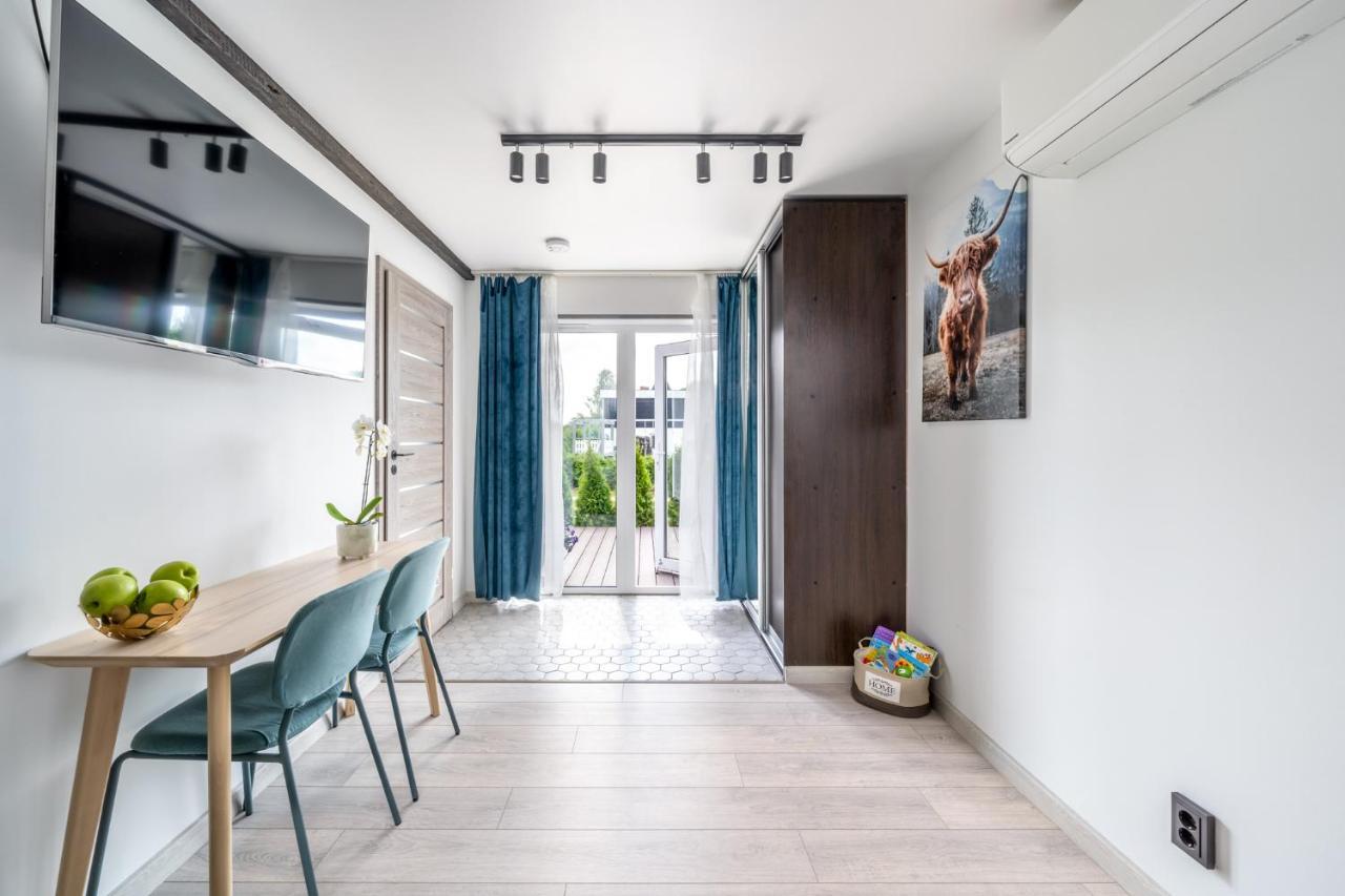 Family Garden House With Free Private Parking & Playground Villa Riga Bagian luar foto